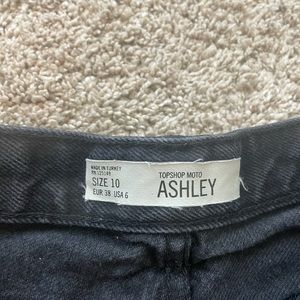 Topshop High rise Moto Ashley Denim Short Distressed